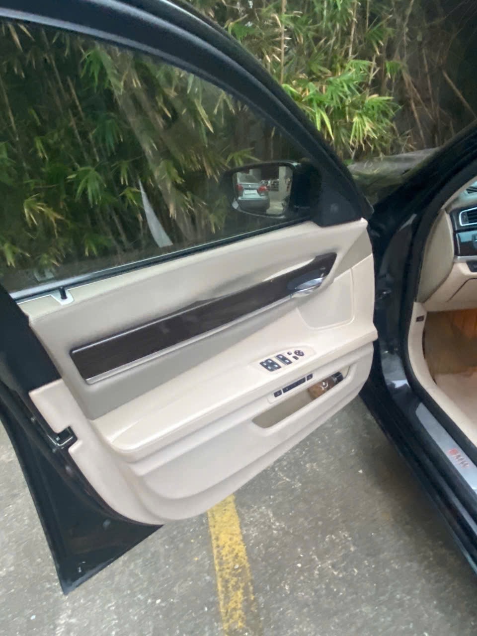 BMW 750Li 2009 - Nội thất 3