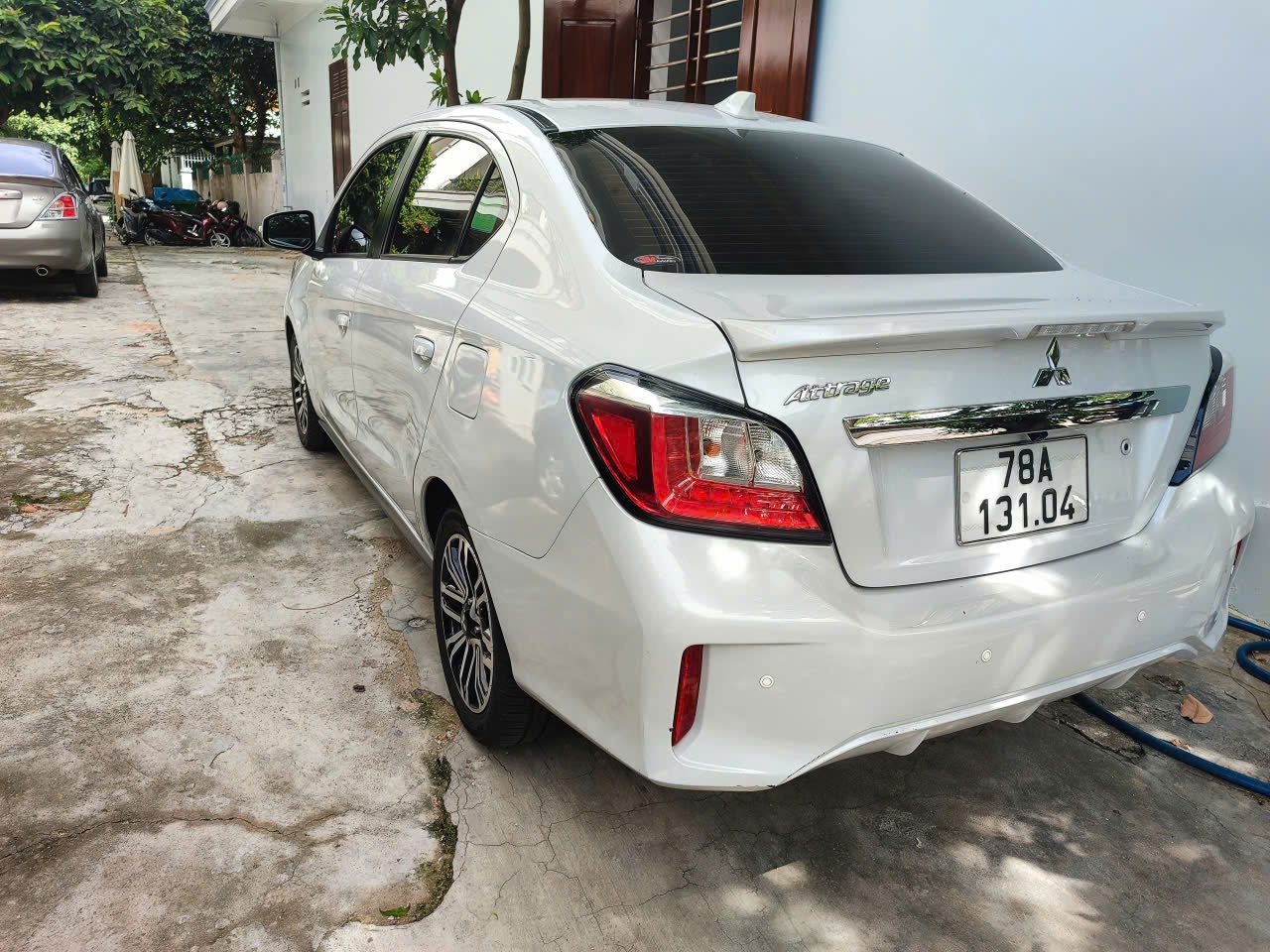 Mitsubishi Attrage Premium 1.2 CVT - Ngoại thất 5