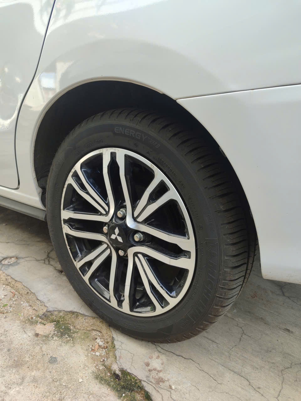 Mitsubishi Attrage Premium 1.2 CVT - Ngoại thất 6