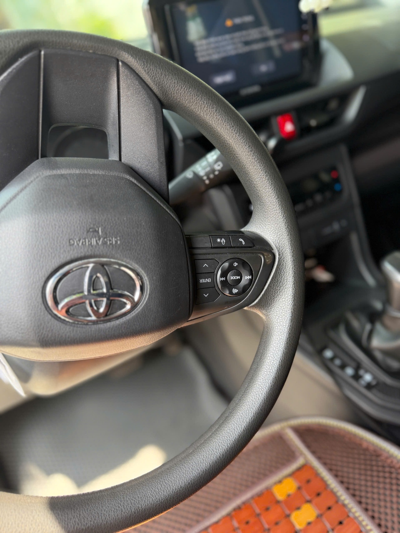 Toyota Avanza Premio 1.5 AT 2024 - Nội thất 3