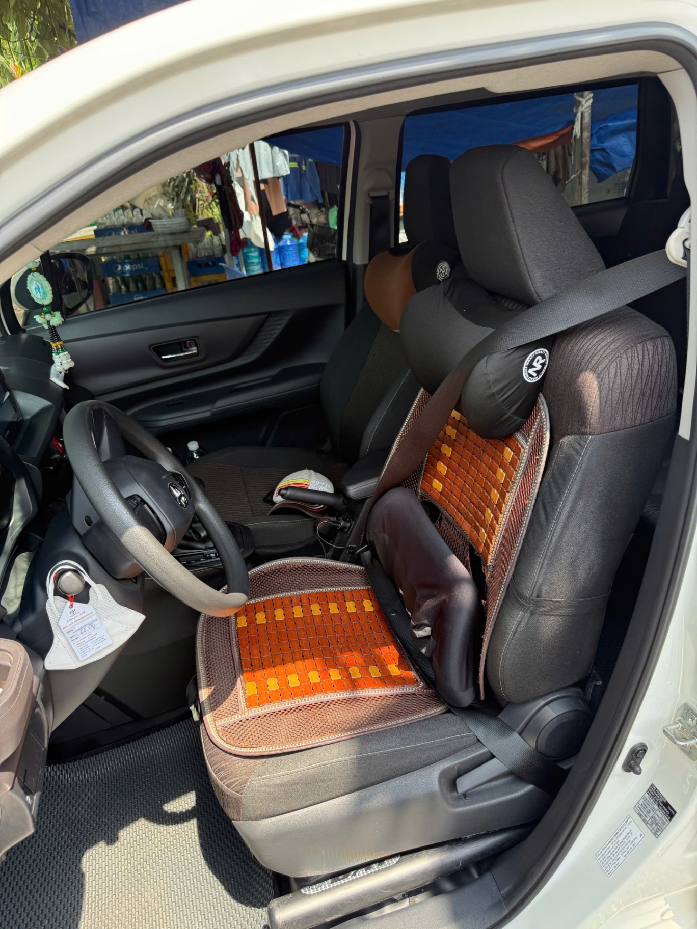 Toyota Avanza Premio 1.5 AT 2024 - Nội thất 6