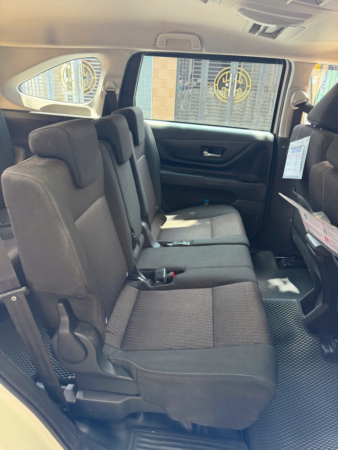 Toyota Avanza Premio 1.5 AT 2024 - Nội thất 8