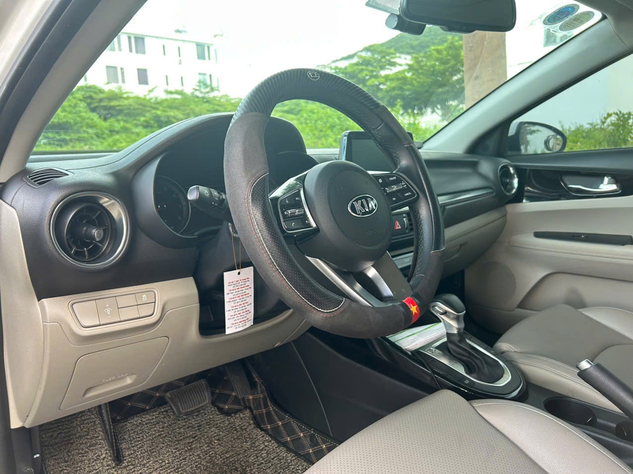 Kia Cerato 1.6 AT Luxury 2019  - Nội thất 3