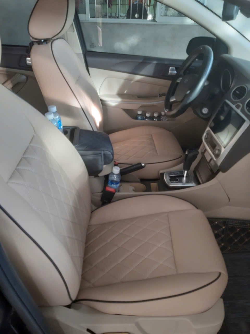 Ford Focus 2.0 AT bản đặc biệt GIA 2011 - Nội thất 8