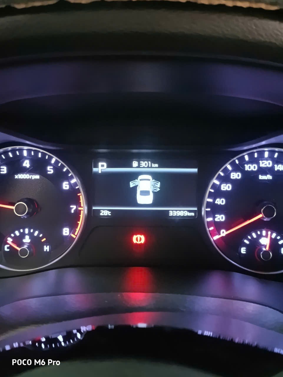  Kia K3 Premium 2.0 AT 2022 - Nội thất 6