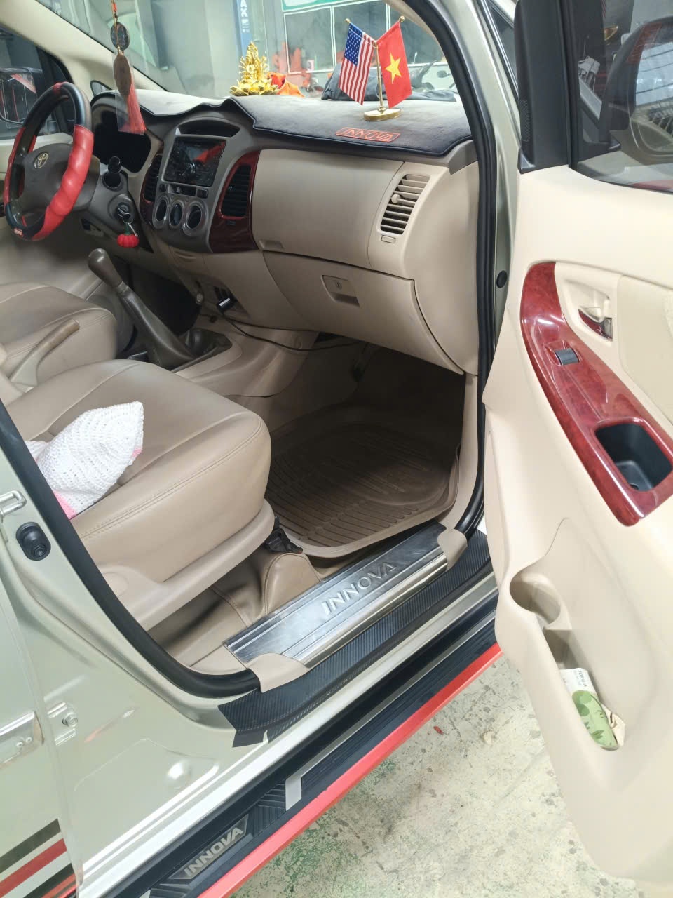 Toyota Innova 2006 - Nội thất 5