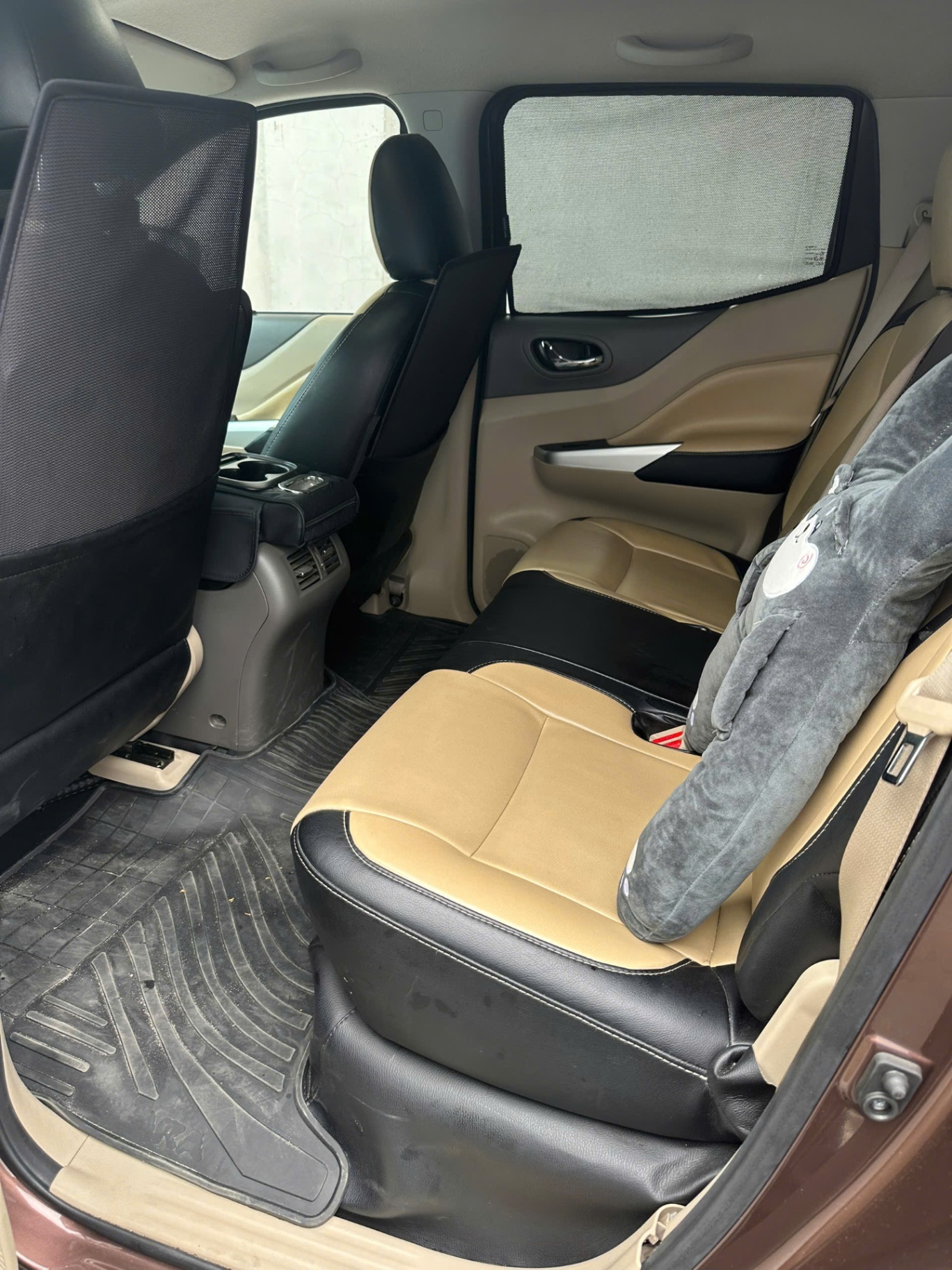 Nissan Navara EL A-IVI 2.5 AT 2WD 2020 - Nội thất 1