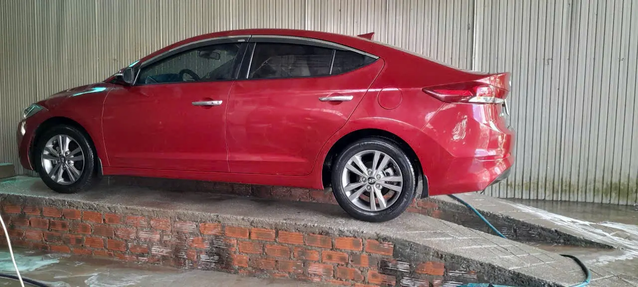 Hyundai Elantra 1.6 AT GLS 2018 - Ngoại thất 8