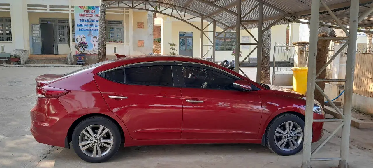Hyundai Elantra 1.6 AT GLS 2018 - Ngoại thất 11