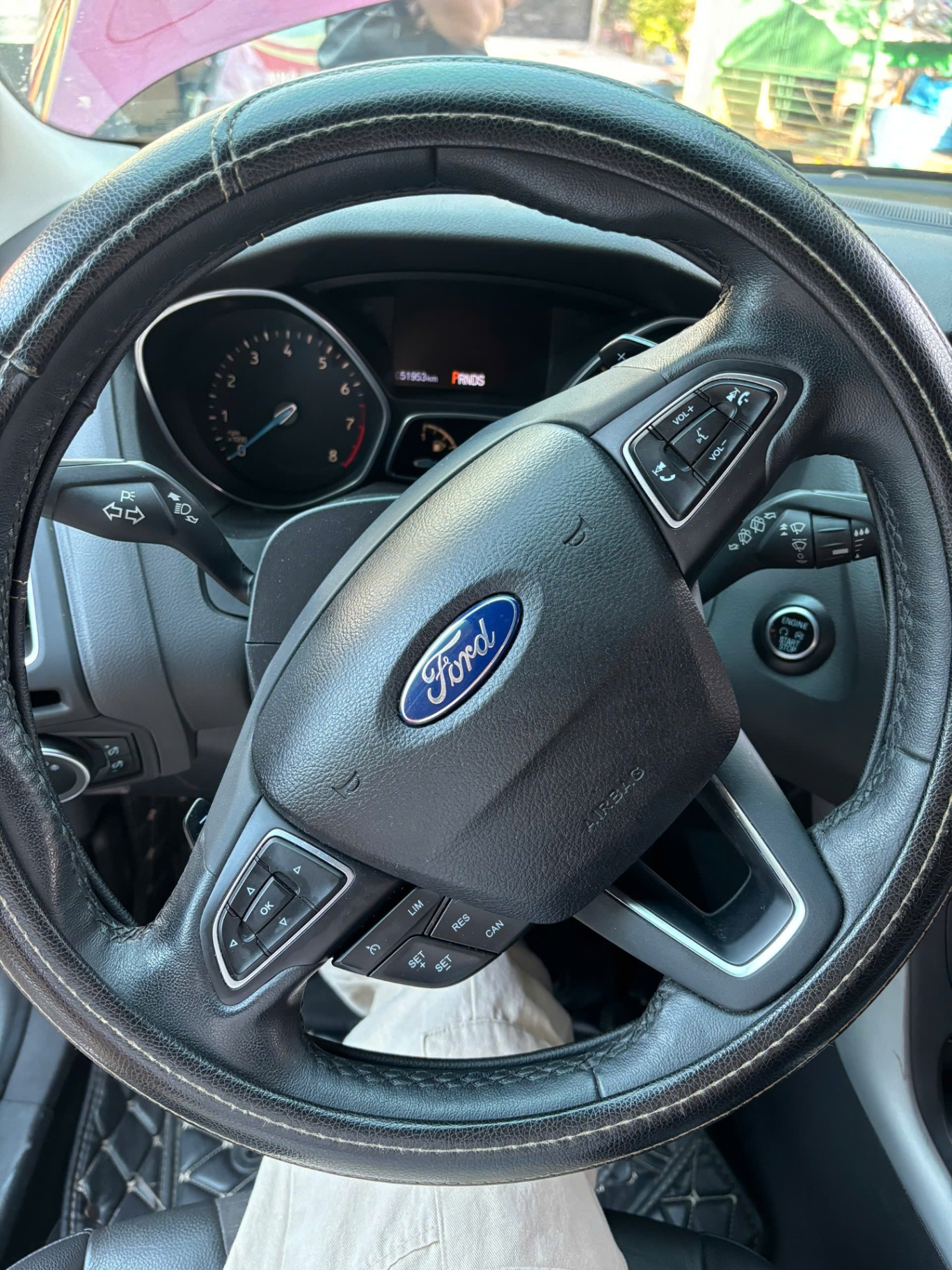 Ford Focus Sport 1.5L 2016 - Nội thất 4
