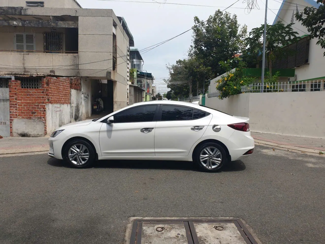 Hyundai Elantra 1.6 AT 2020 - Ngoại thất 8