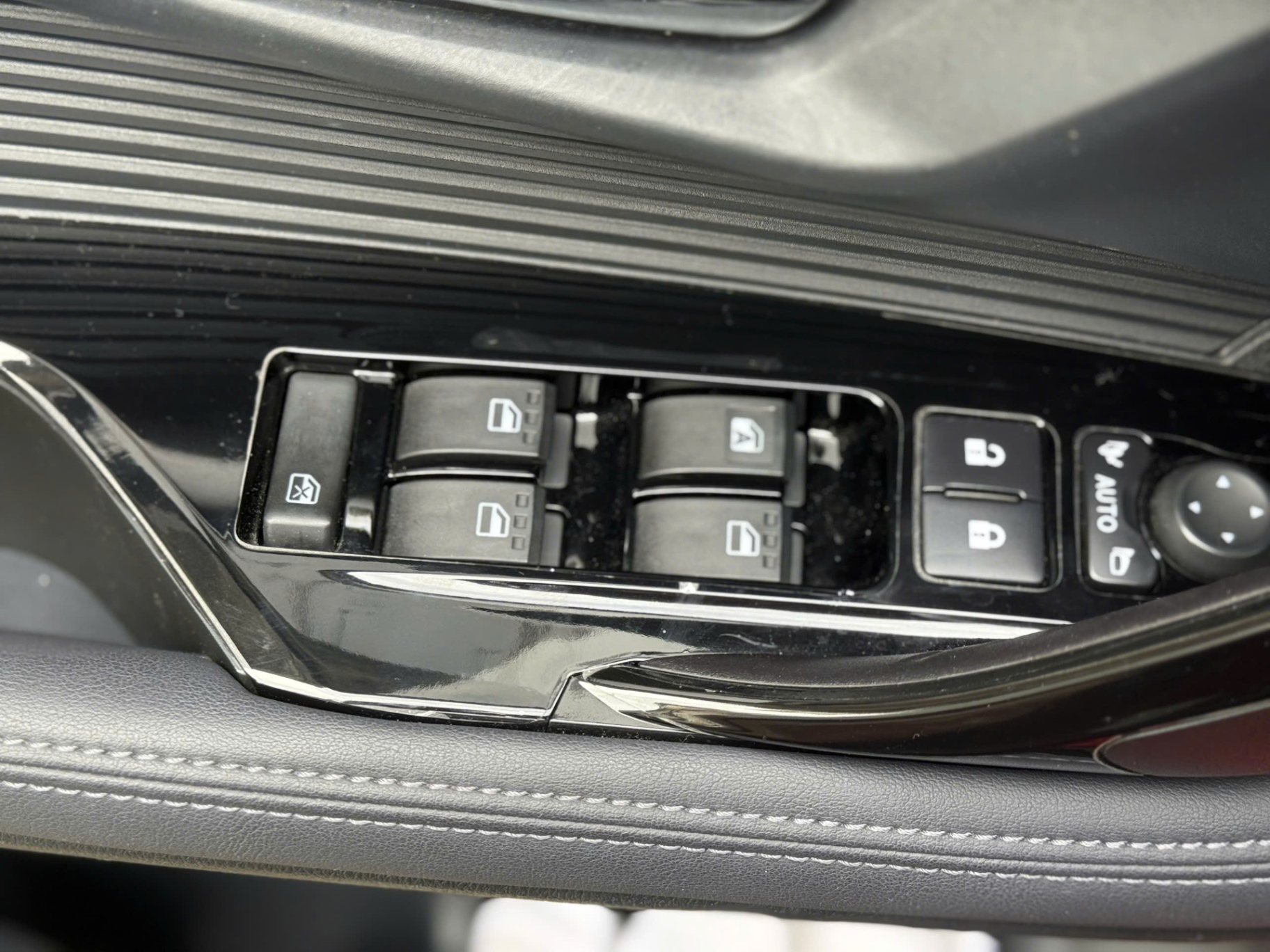Toyota Yaris Cross 1.5 D-CVT 2024 - Nội thất 7