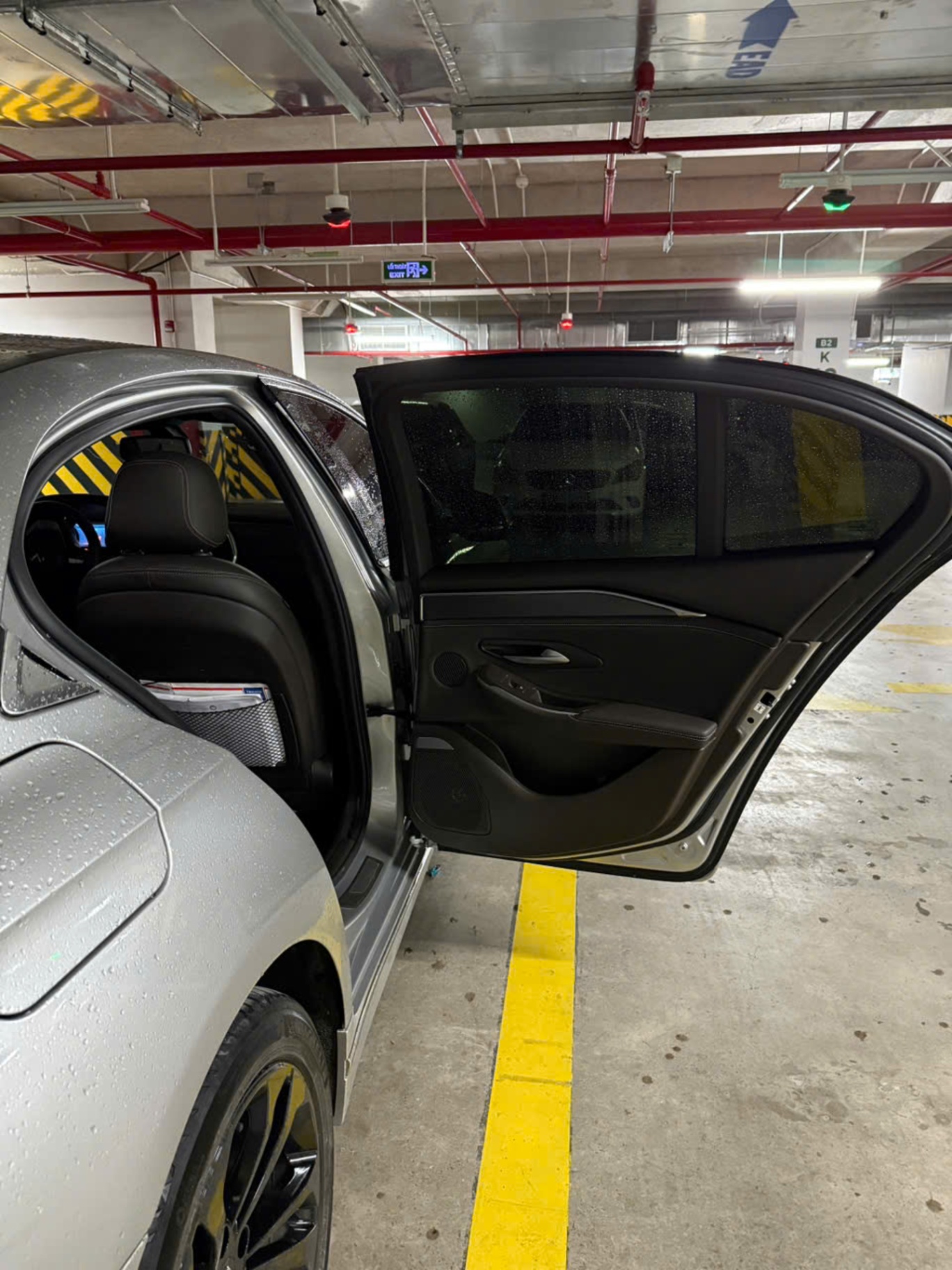 VinFast Lux A 2.0 Plus 2.0 AT 2019 - Nội thất 9