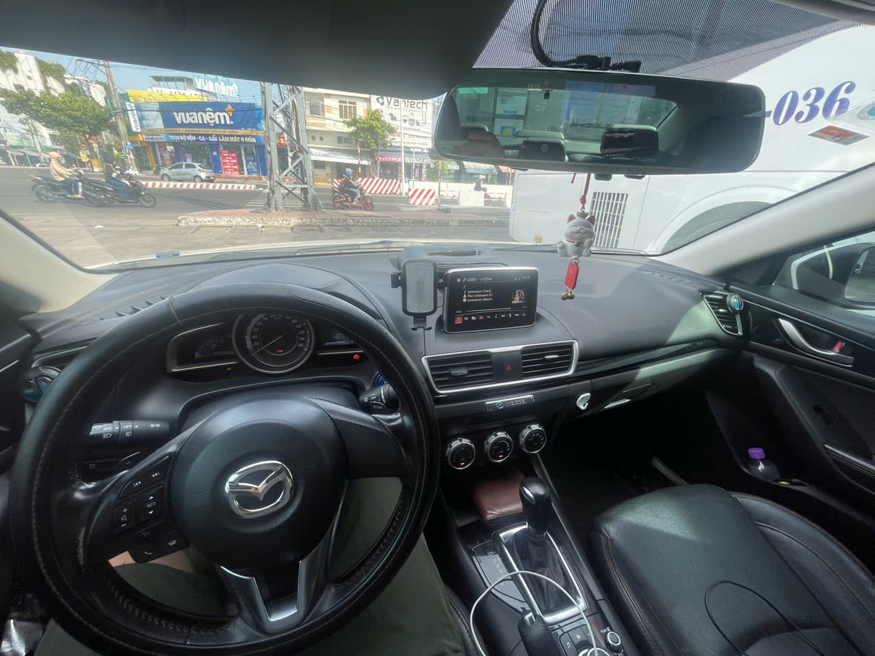 Mazda 3 1.6 AT 2016 - Nội thất 2