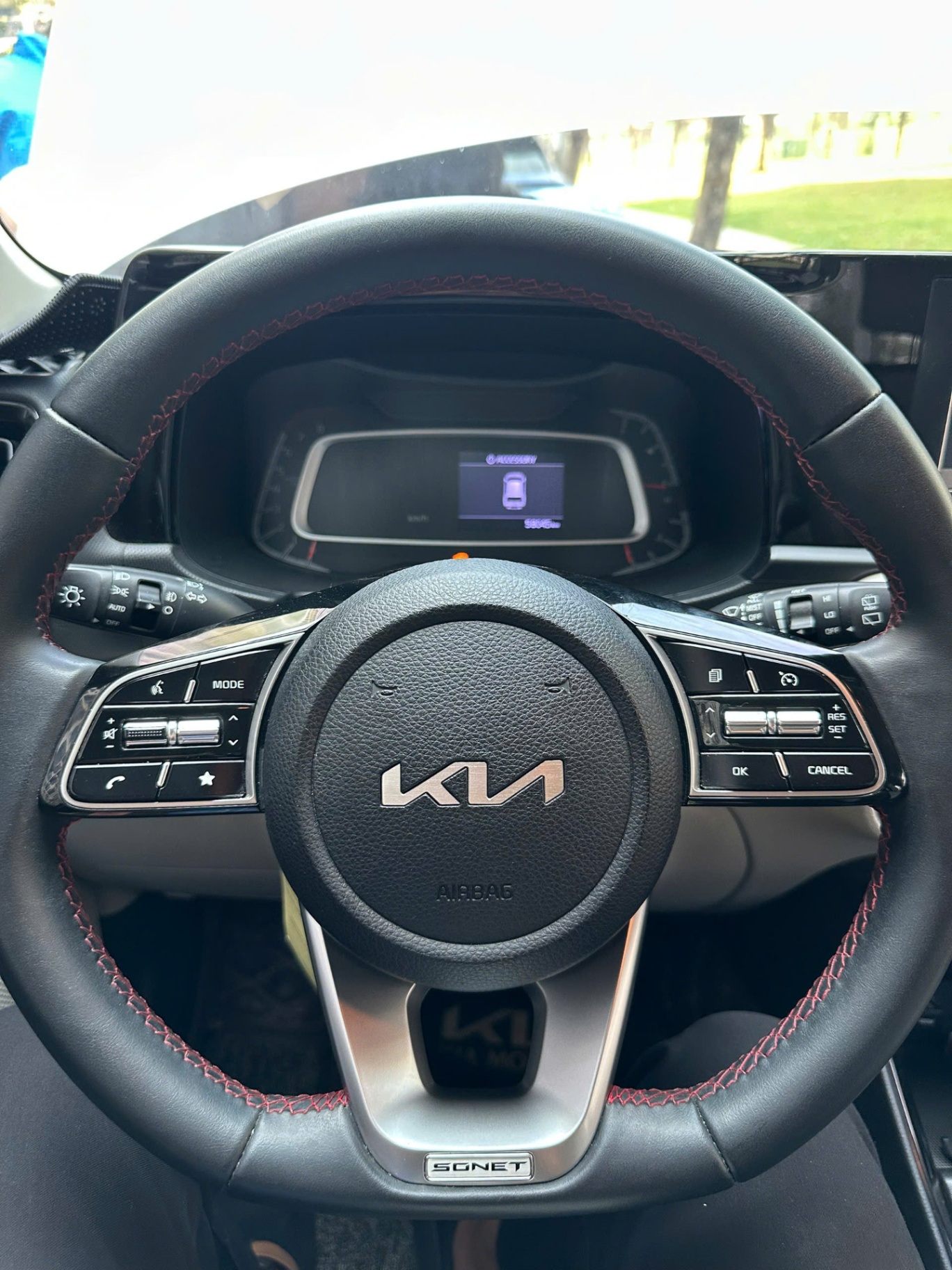 Kia Sonet Premium 1.5 AT 2022 - Nội thất 8