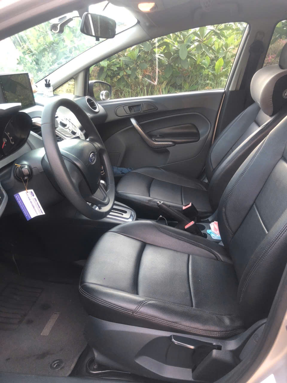 Ford Fiesta 1.6 AT 2013 - Nội thất 3