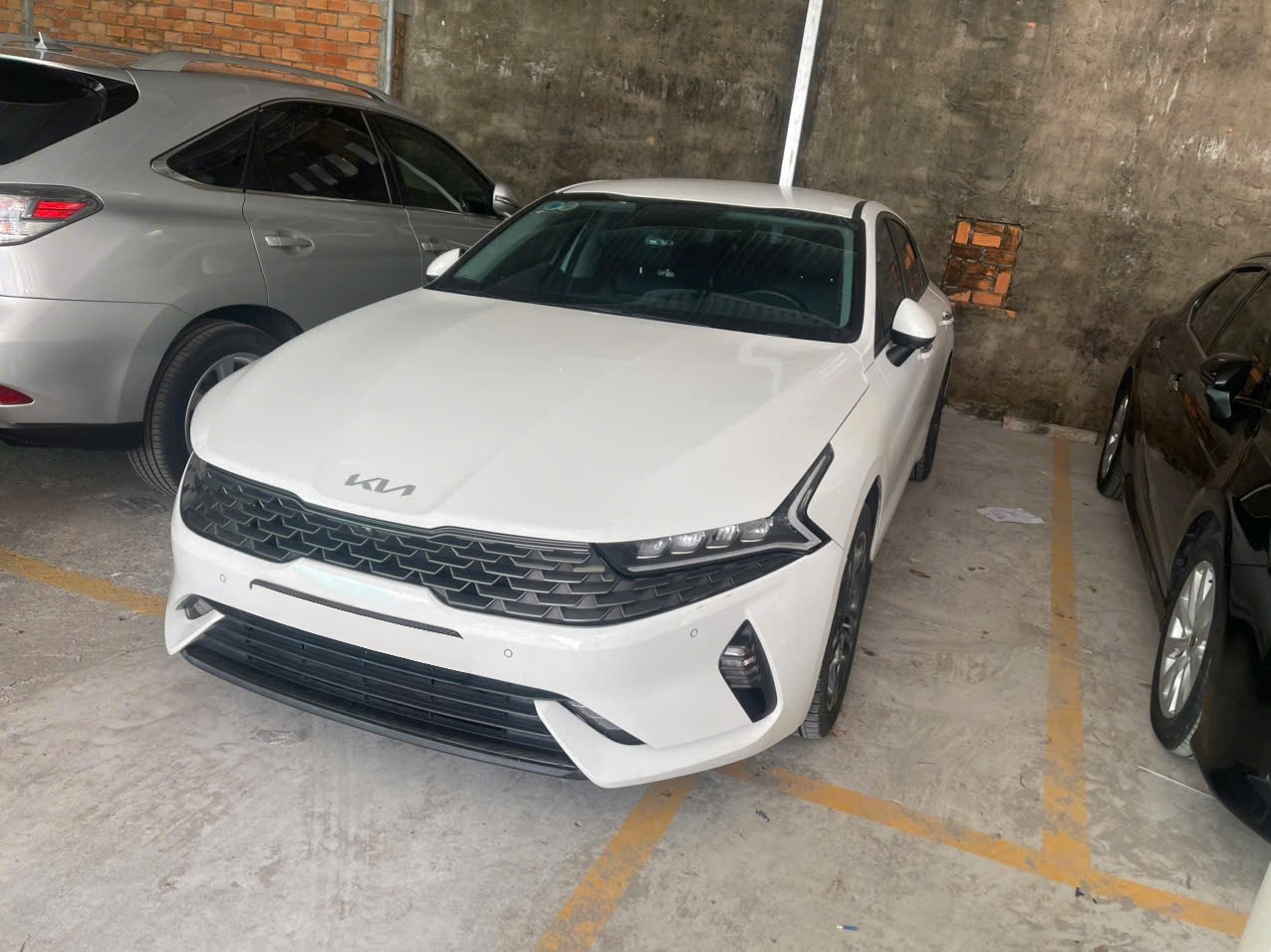 Kia K5 Luxury 2.0 AT 2022