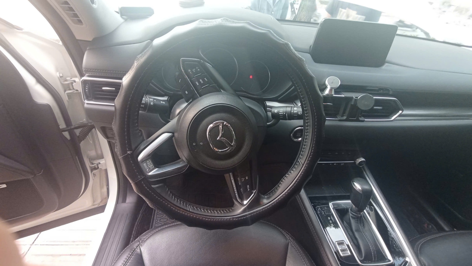 Mazda Cx5 Premium 2.0 AT 2021 - Nội thất 1