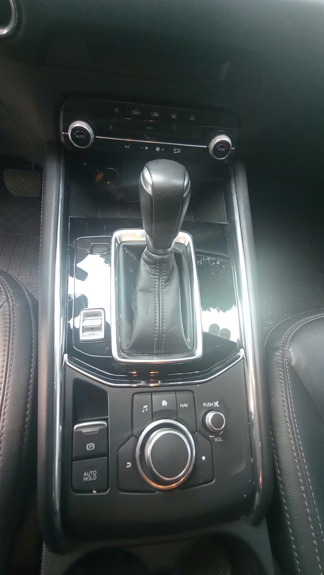 Mazda Cx5 Premium 2.0 AT 2021 - Nội thất 2