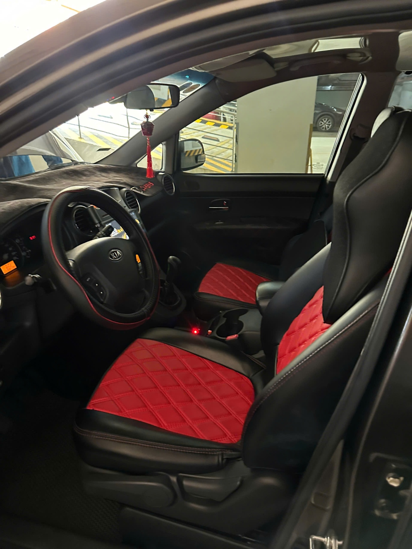 Kia Carens EXMT 2016 - Nội thất 5