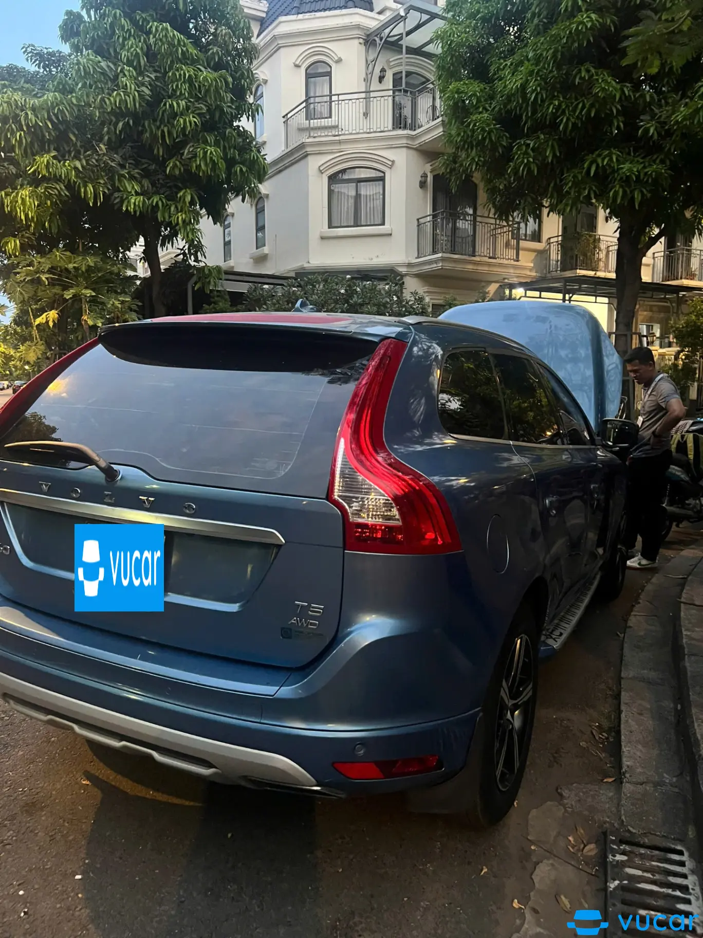 Volvo Xc60 R-Design 2016 - Ngoại thất 5