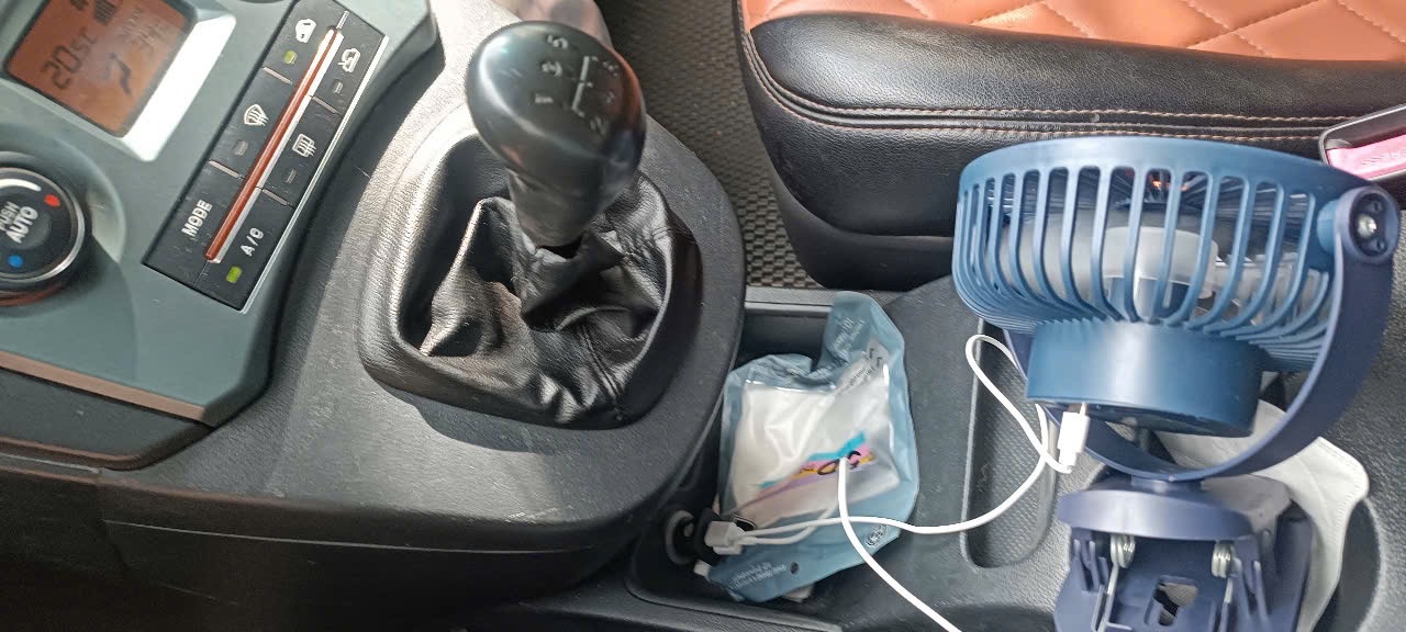 Kia Carens 2.0 MT 2009 - Gầm & khung xe 1