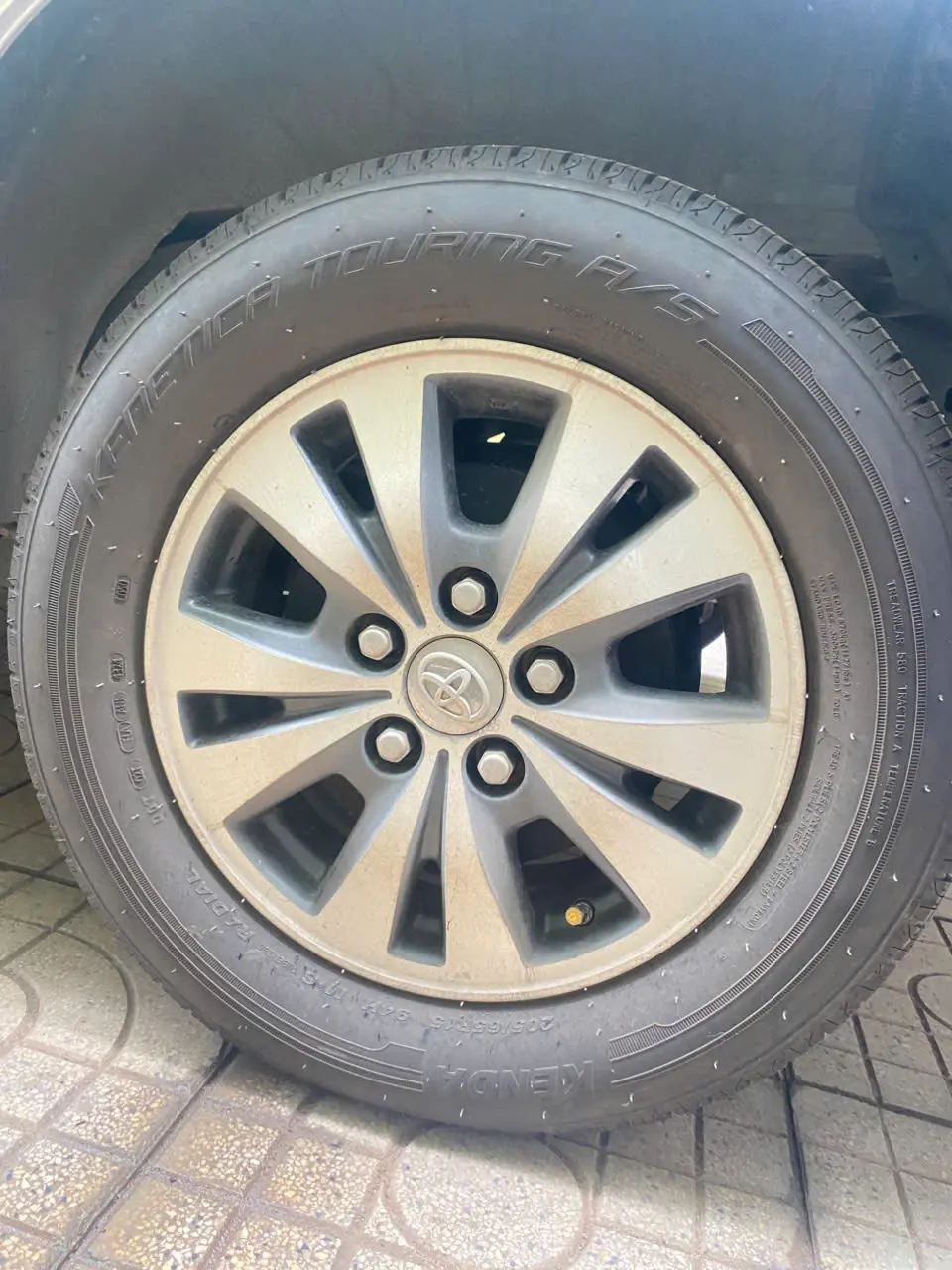 Toyota Innova 2.0G 2016 - Ngoại thất 10
