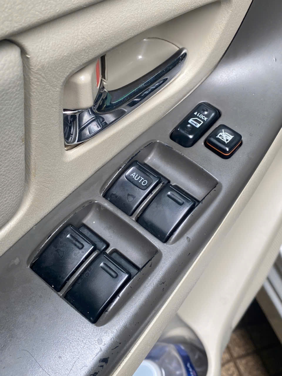 Toyota Innova 2.0G 2016 - Nội thất 11