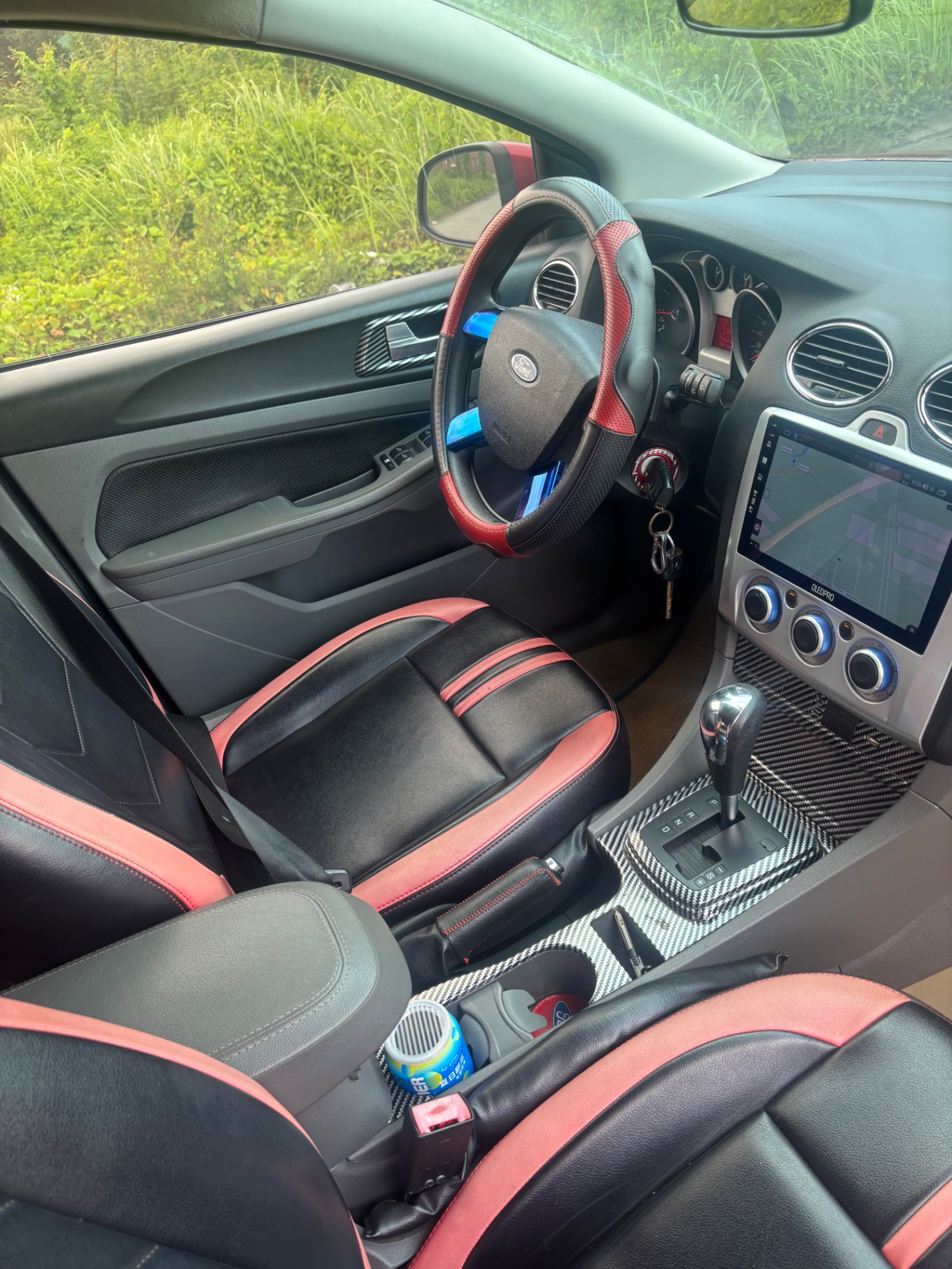 Ford Focus 1.8 AT 2010 - Nội thất 2