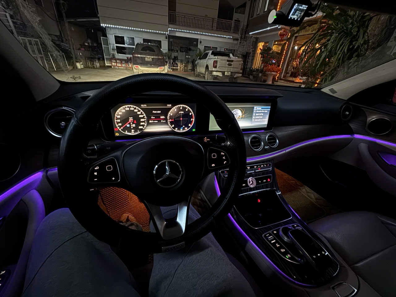 Mercedes E class E200 2017 - Nội thất 2