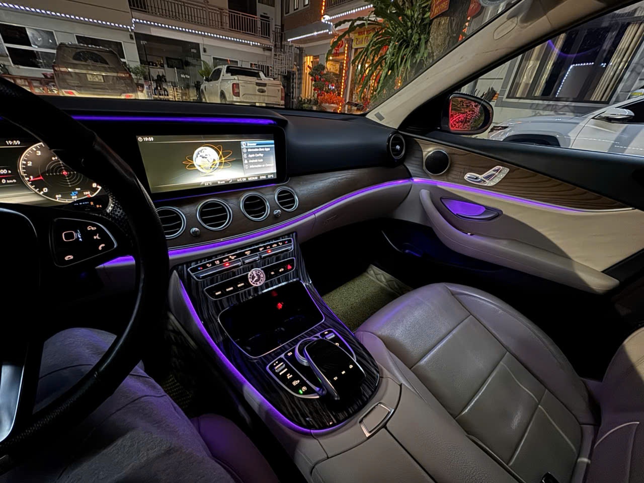 Mercedes E class E200 2017 - Nội thất 3