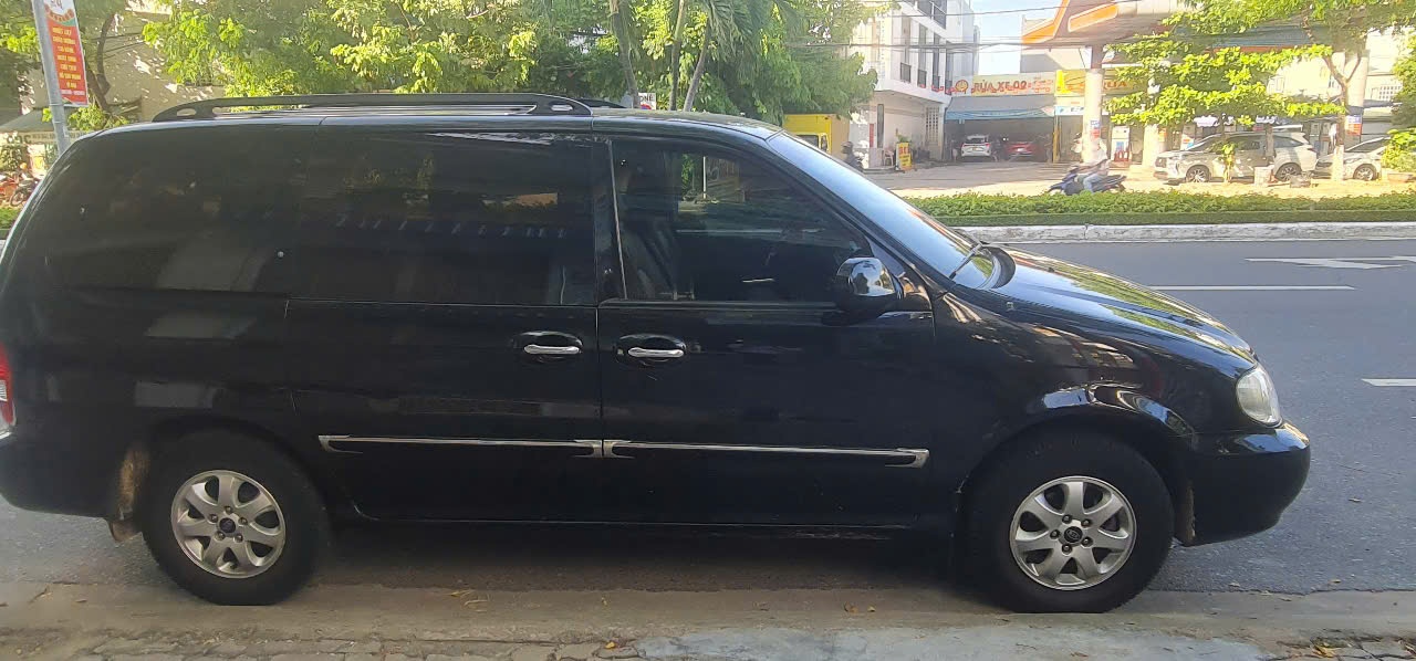 Kia Carnival GS 2.5 MT 2006