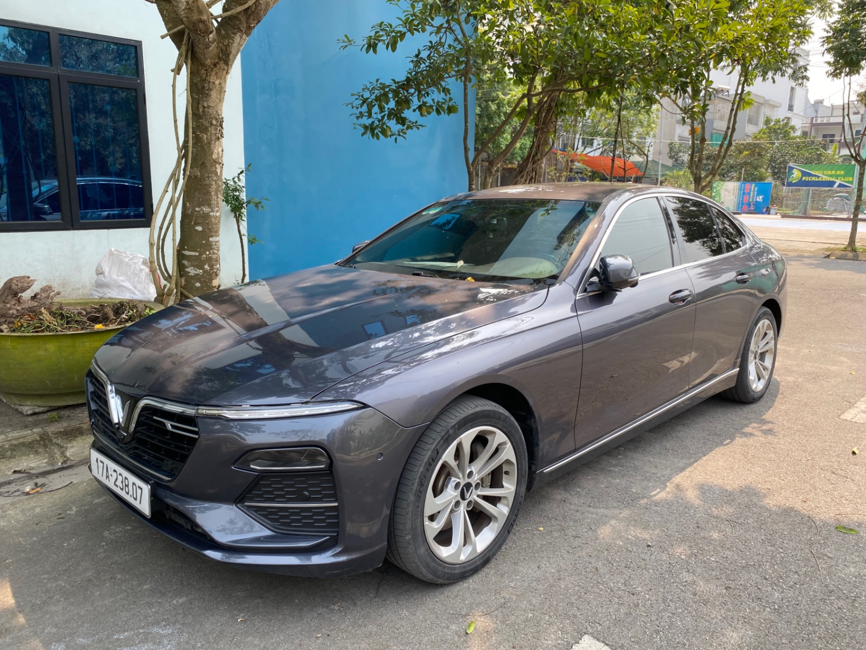 Vinfast Lux a 2.0 Plus 2.0 AT 2020 - Ngoại thất 3