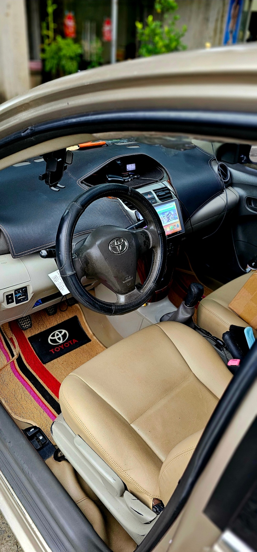 Toyota Vios Limo 2012 - Nội thất 1