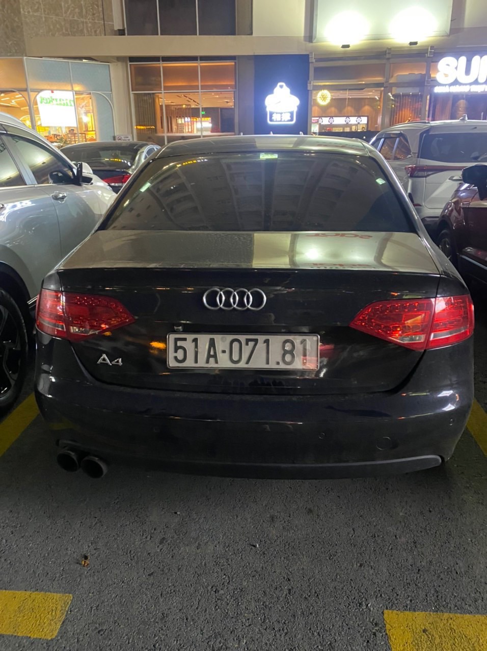 Audi A4 1.8T 2010 - Ngoại thất 1