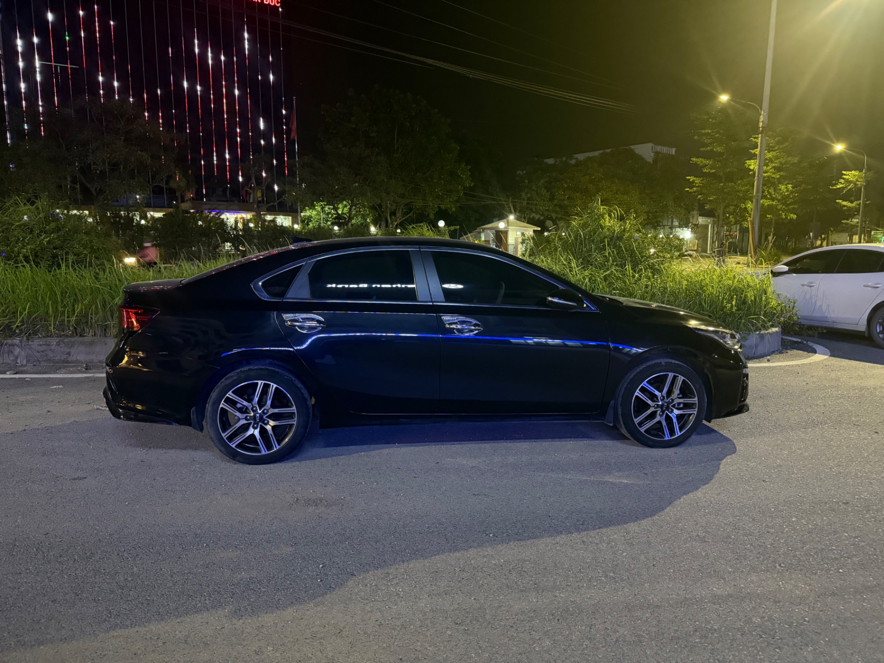 Kia Cerato 2.0 AT Premium 2019 - Ngoại thất 3
