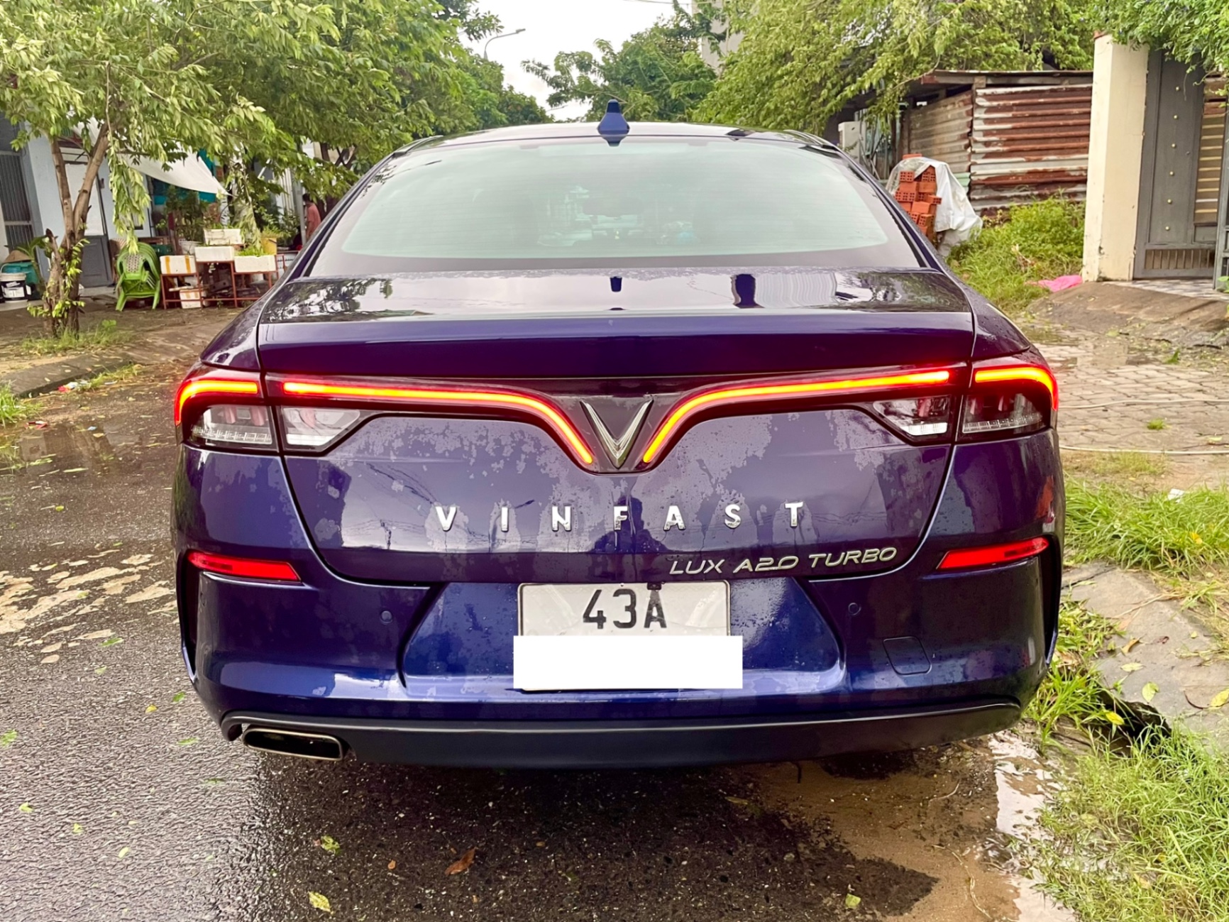 Vinfast Lux a 2.0 Tiêu chuẩn 2022 - Ngoại thất 3