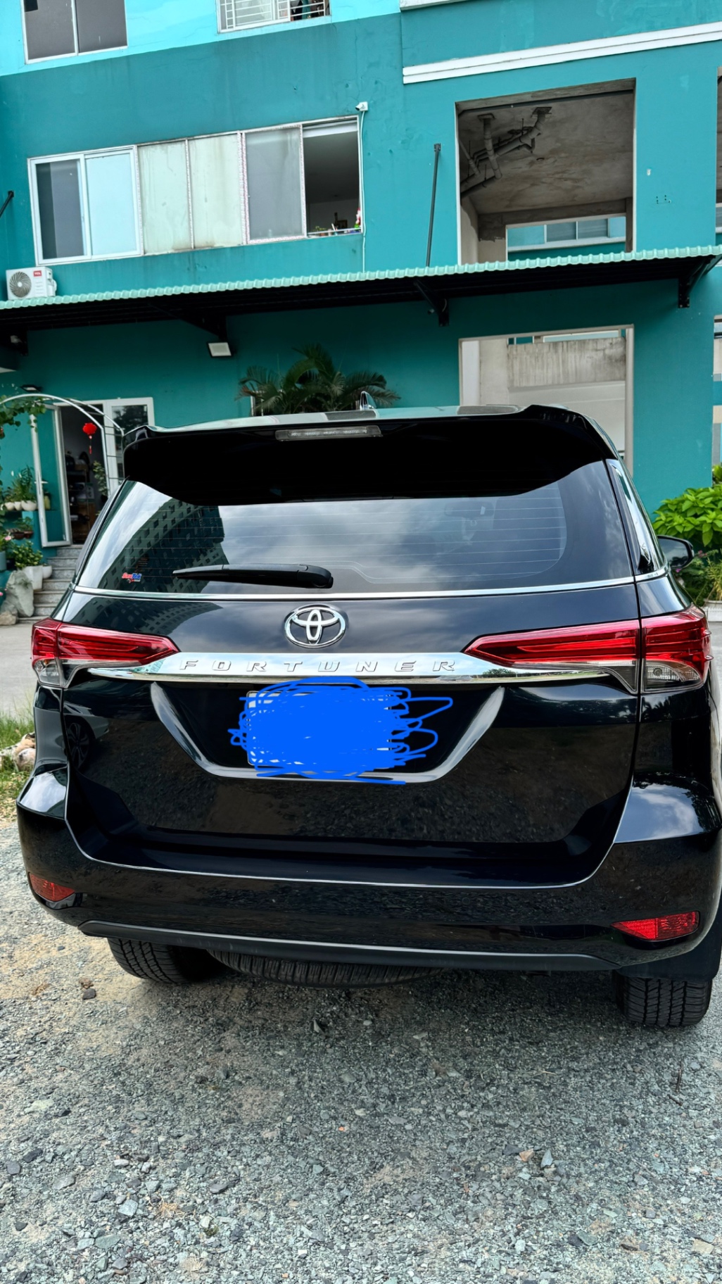 Toyota Fortuner 2.7L 4x2 AT 2023 - Ngoại thất 2