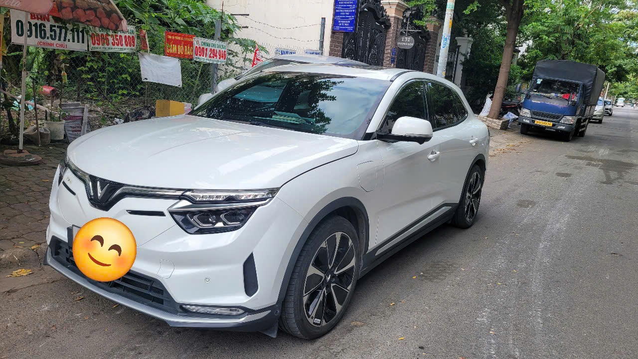 Vinfast Vf8 Plus 2023 - Ngoại thất 2
