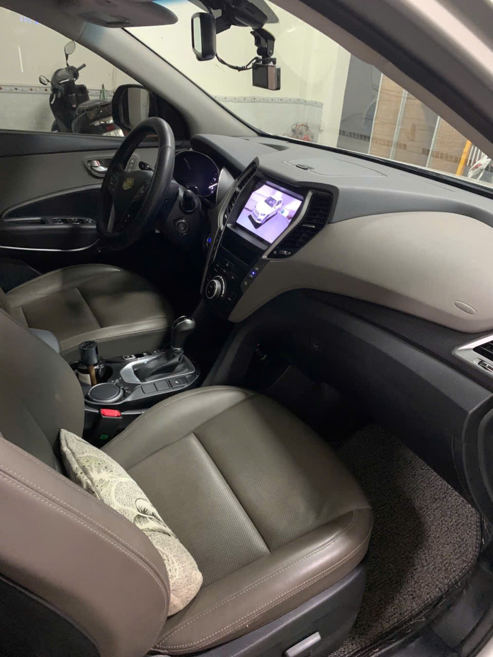 Hyundai Santa Fe Máy dầu cao cấp 2017 - Nội thất 5