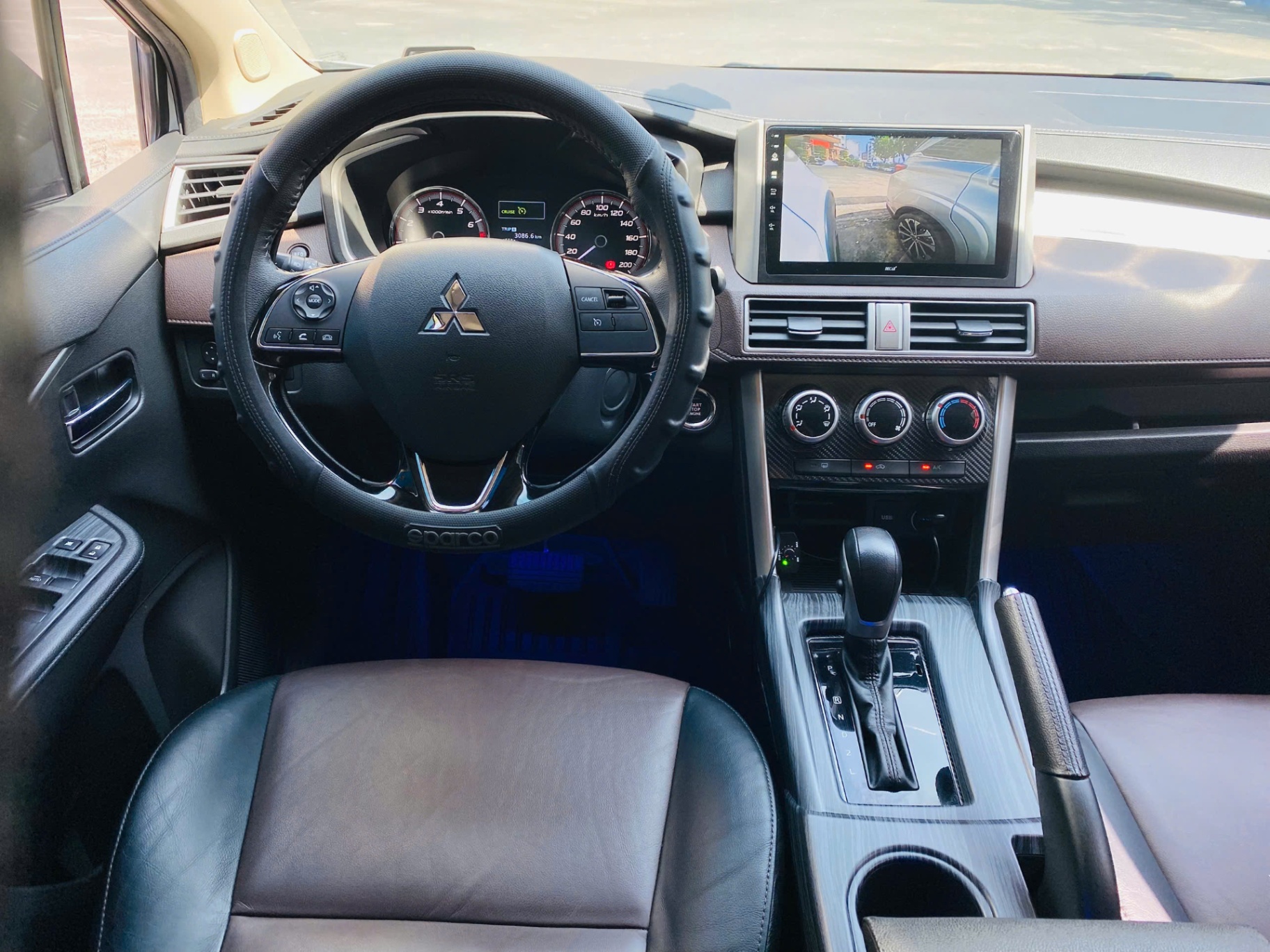 Mitsubishi Xpander Cross AT 2020 - Nội thất 2