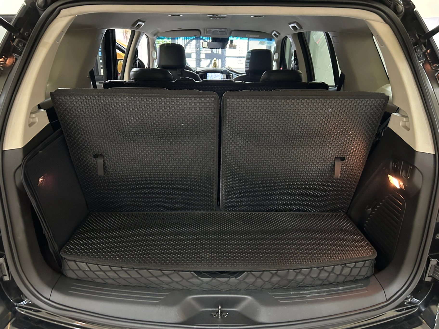 Chevrolet Trailblazer LTZ 2.5L VGT 4x4 AT 2019 - Nội thất 11