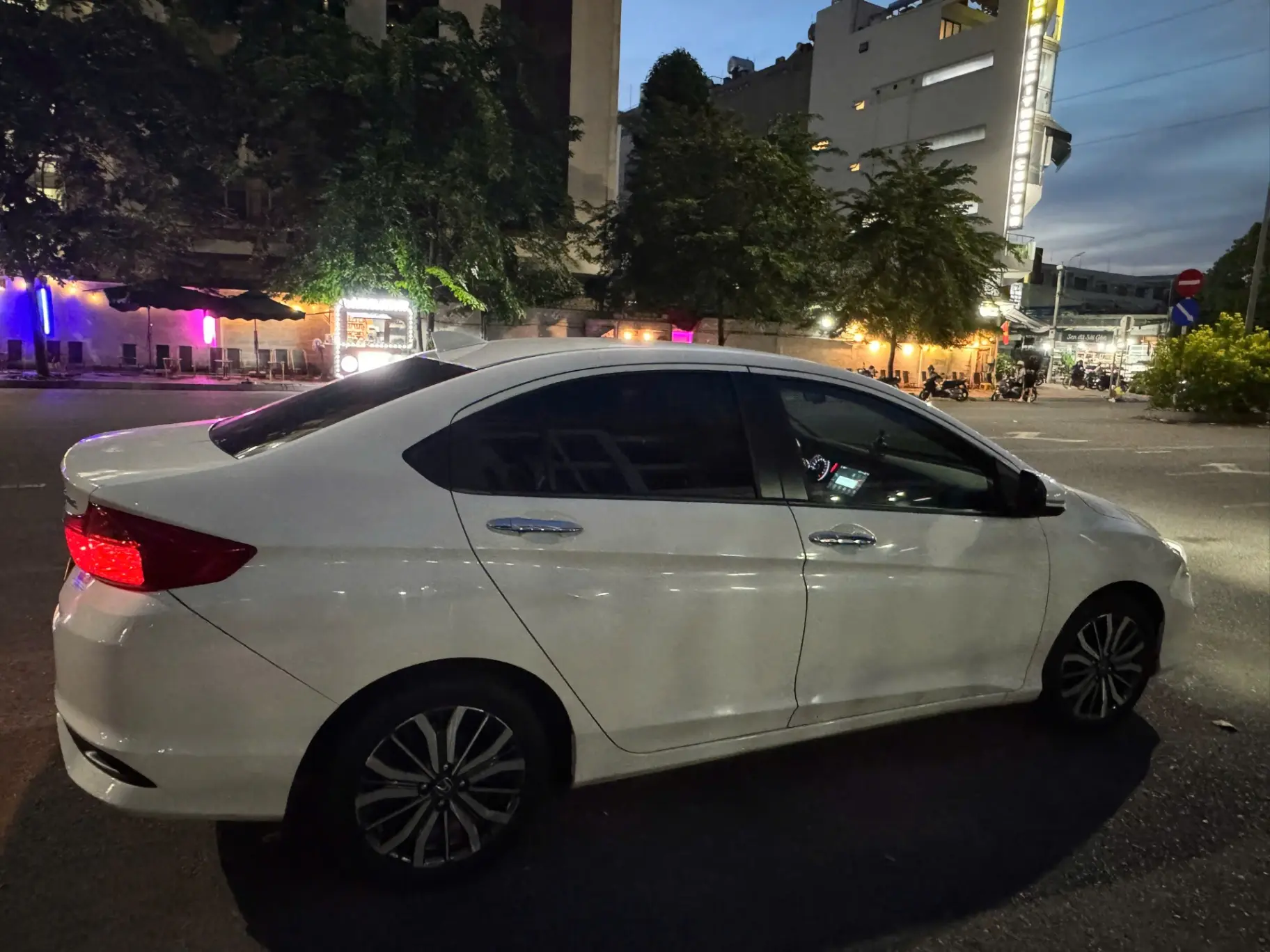 Honda City 1.5TOP 2019 - Ngoại thất 2