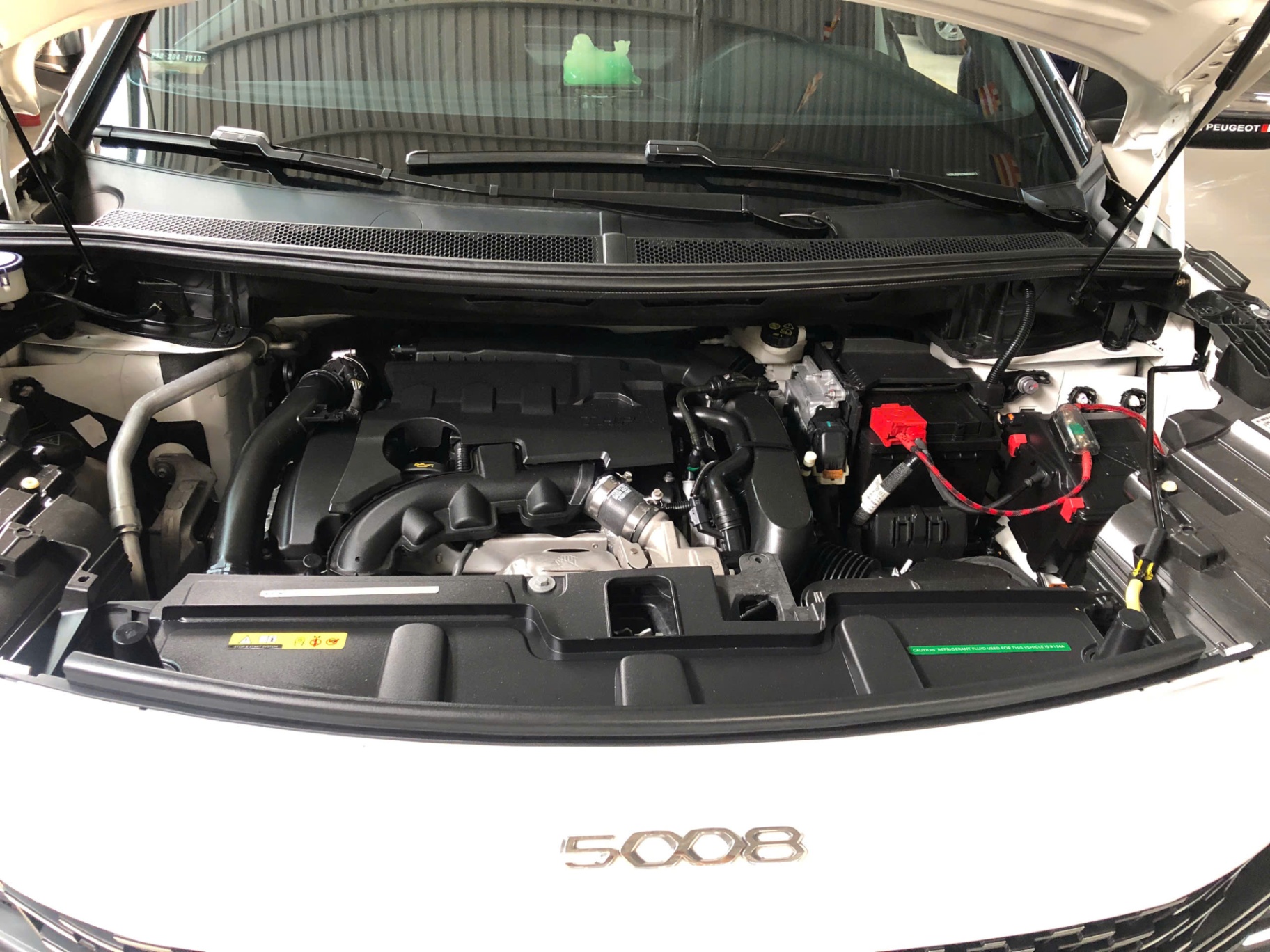 Peugeot 5008 GT 1.6 AT 2022 - Khoang động cơ 1