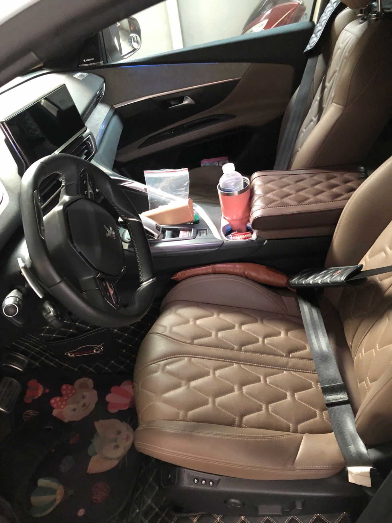 Peugeot 5008 GT 1.6 AT 2022 - Nội thất 3