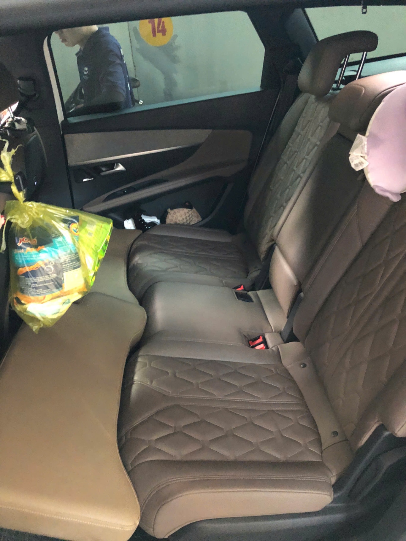 Peugeot 5008 GT 1.6 AT 2022 - Nội thất 4