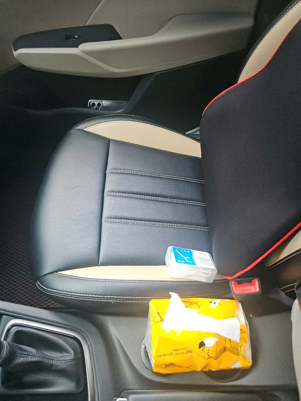 Hyundai Accent 1.4 AT 2020 - Nội thất 6