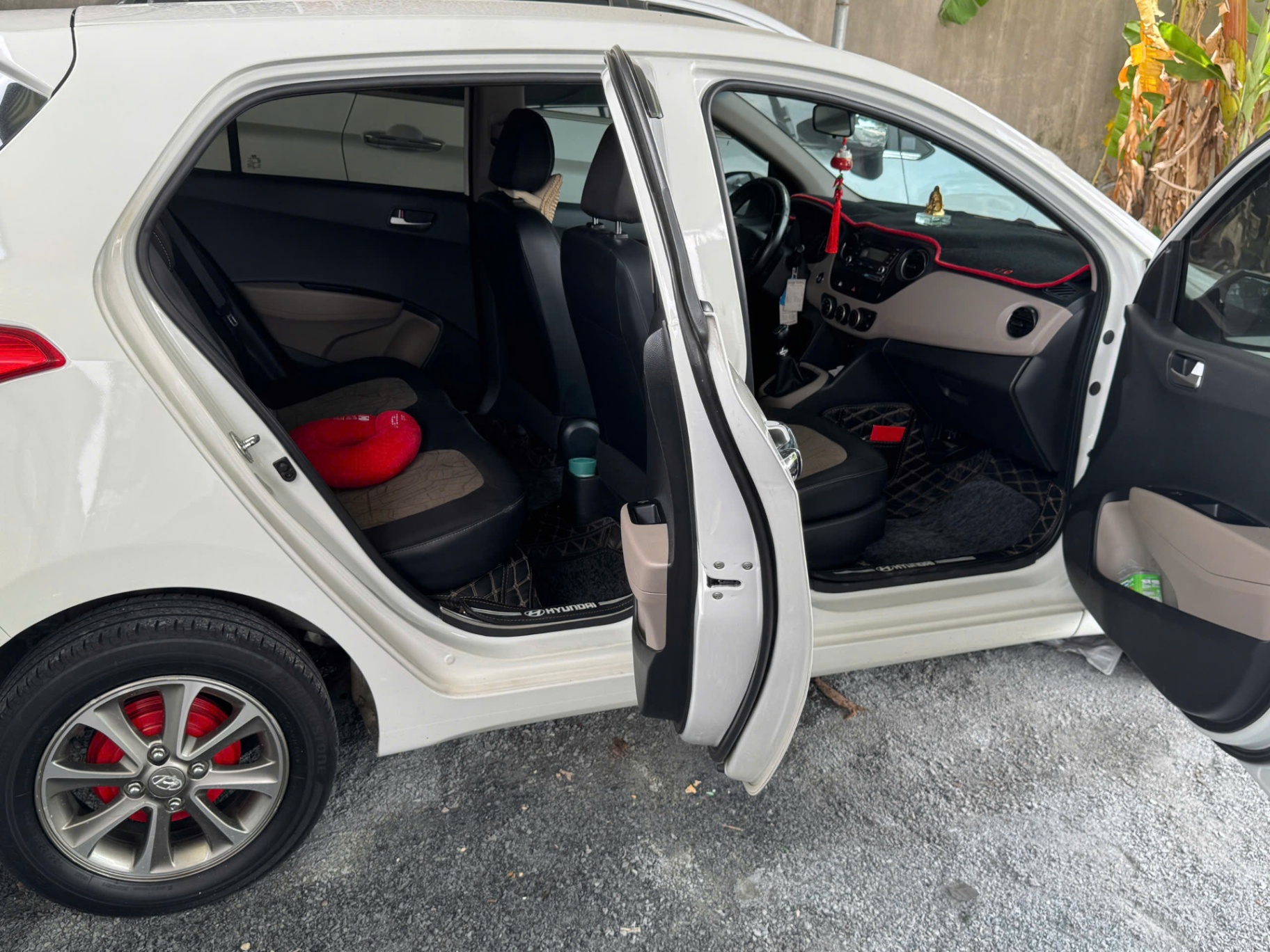 Hyundai I10 Grand 1.0 MT 2015 - Ngoại thất 2