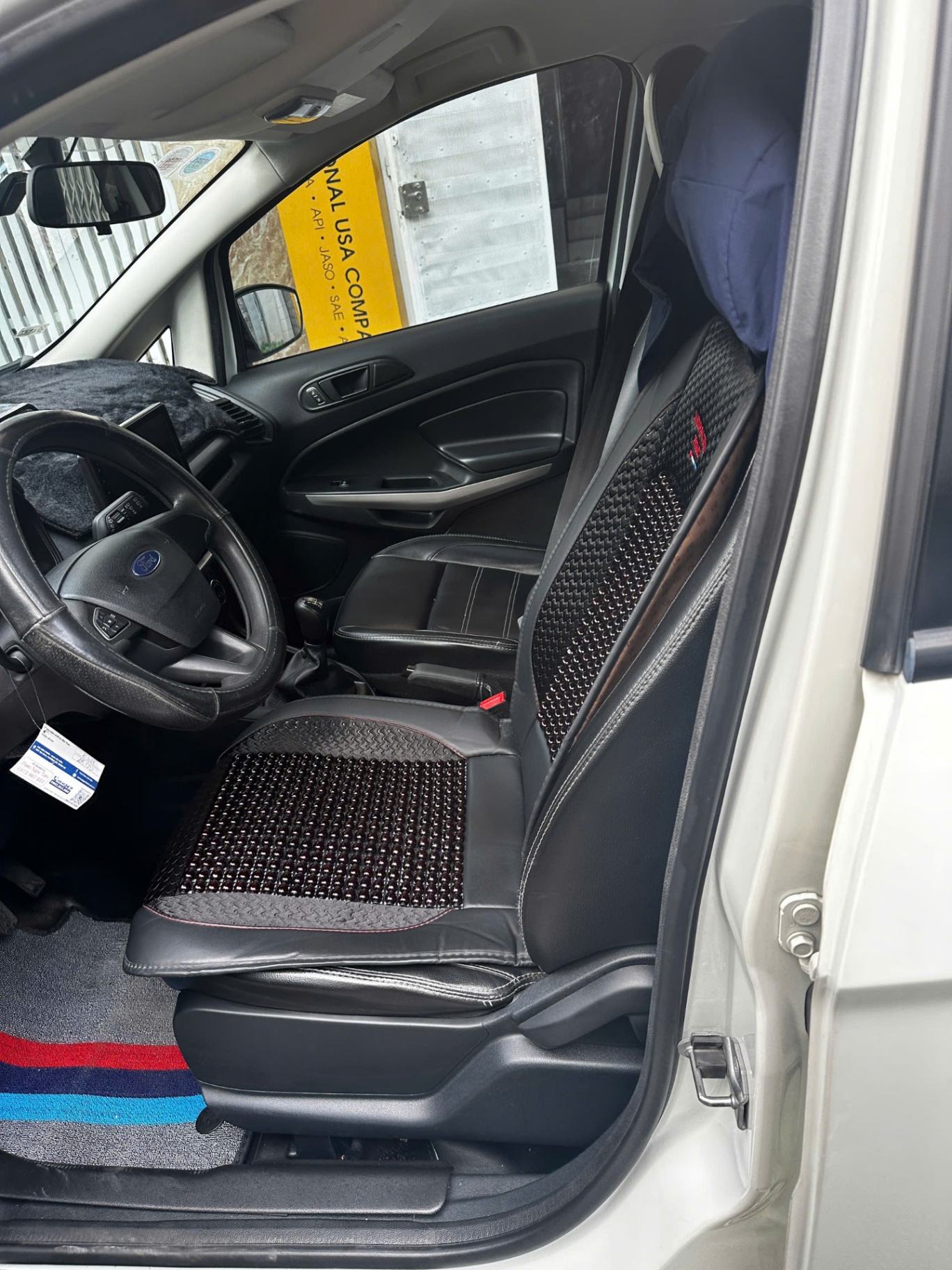Ford Ecosport Ambiente 1.5L MT 2019 - Nội thất 6