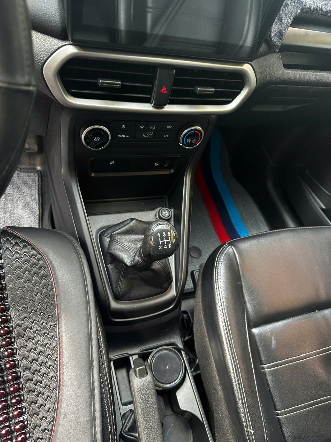 Ford Ecosport Ambiente 1.5L MT 2019 - Nội thất 7